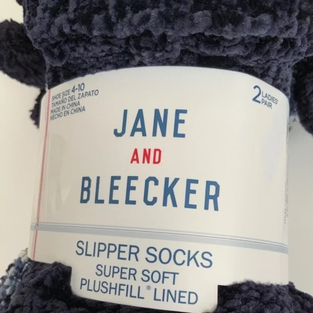 Jane & Bleecker Socks Size 4-10 Blue Super Soft Slipper Socks 2 pairs